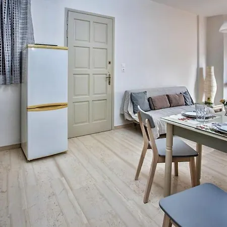 George 5 Apartment